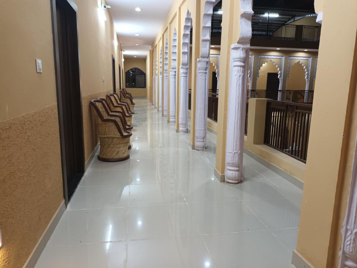فندق L S Haveli بوشكار المظهر الخارجي الصورة